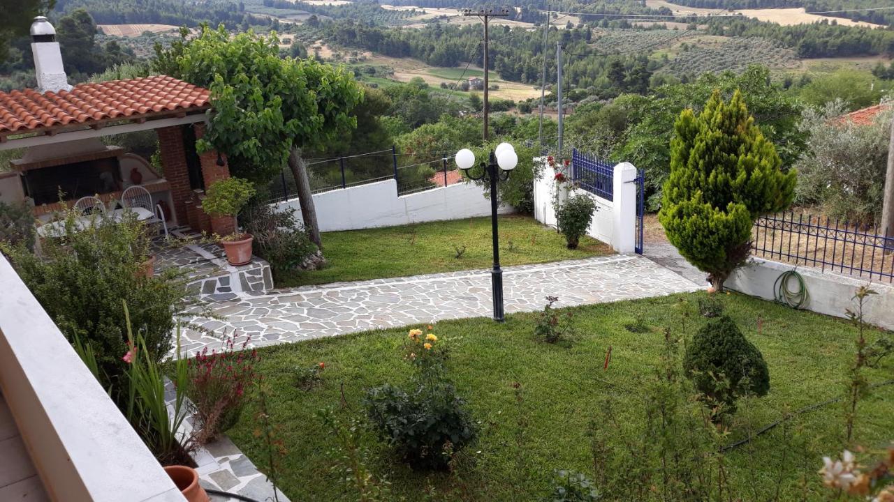 Willa Σπίτι Στο Βουνό Αλλά Μια Ανάσα Από Τη Θάλασσα Paleochori Zewnętrze zdjęcie